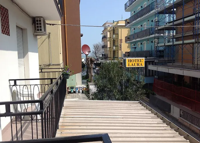 Hotell Laura Rimini